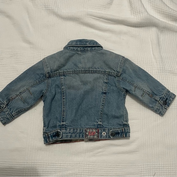 Gap Denim Jacket 12-18 months - Picture 2 of 5
